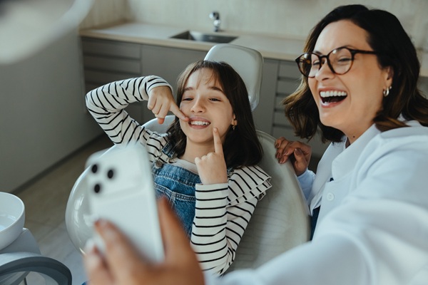 Tips From A Kid Friendly Dentist To Prepare Your Child For A Dental Checkup